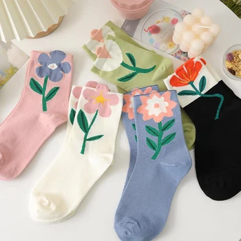 Памук Жени Ежедневни Чорапи Дишащи Японски Корейски Стил Карикатура Цвете Бонбони Цвят На Мода Женски Средната Тръба Чорапи